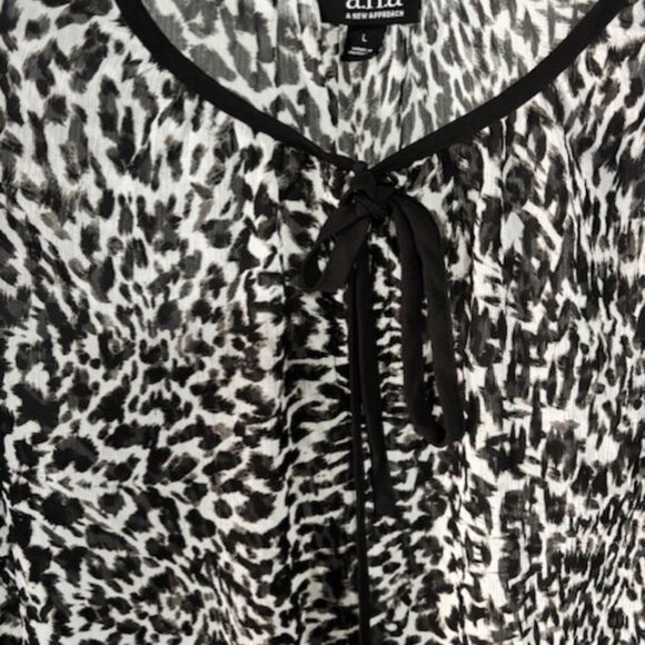 Ana New Approach L Black White Animal Print Tie Neck Sheer Neutral Statement - Picture 2 of 6
